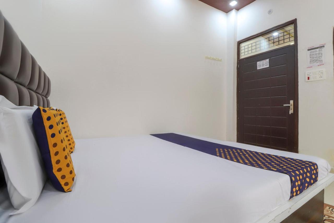 Spot On 75178 Hotel Arman Roorkee Eksteriør bilde